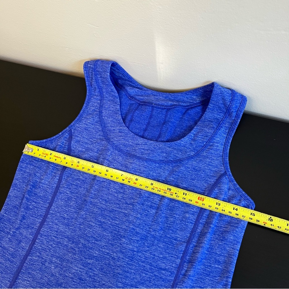 Lululemon Dash Tank - Picture 10 of 12